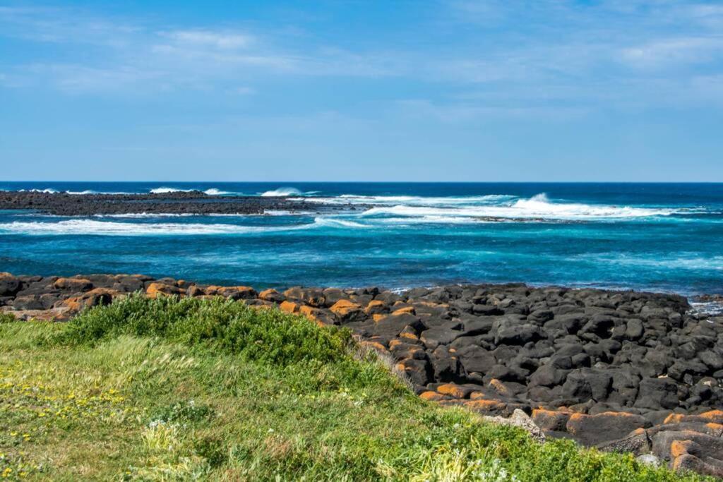 Nest - Charming, Comfortable Coastal Villa Port Fairy Kültér fotó